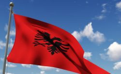 Власти Албании внесли запрет на ведение азартной...