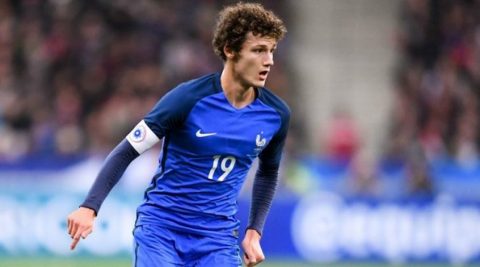 “Бавария” готова отдать за приобретение Павара более...