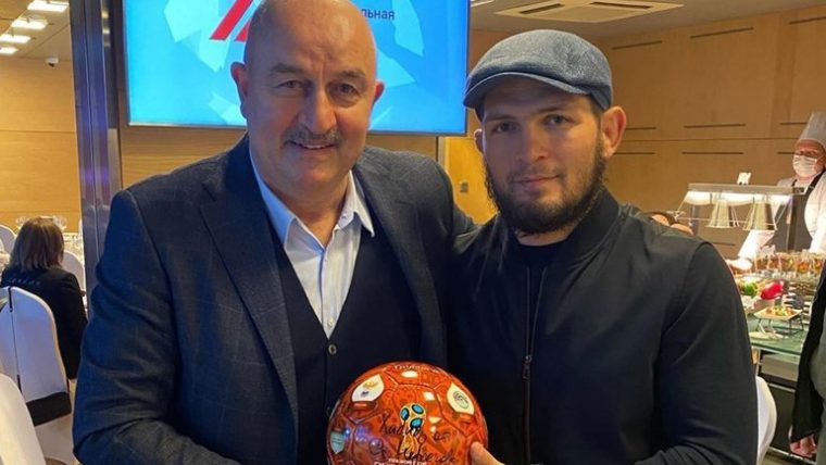 Черчесов встретился с Хабибом на матче РПЛ