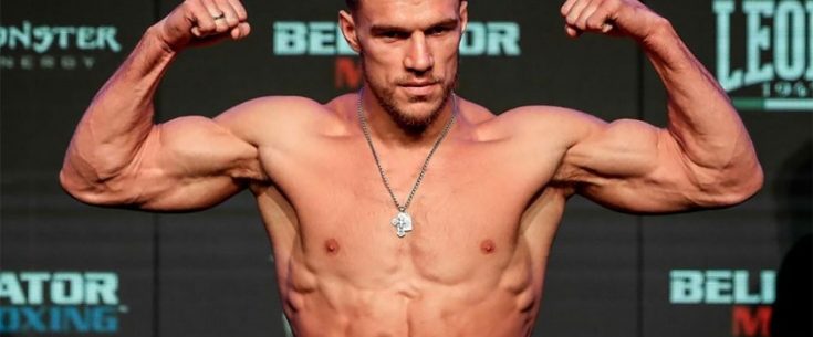 Россиянин победил топ-бойца и стал чемпионом Bellator