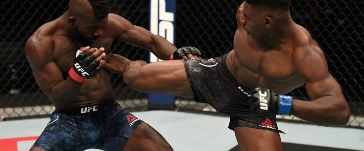 Безумный нокаут на UFC уже назвали лучшим в истории (видео)