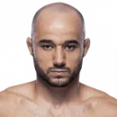 Марлон Мораеc