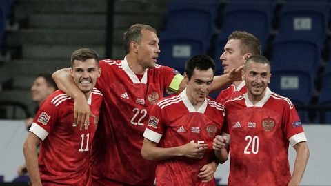 Черчесов собрал экспериментальный состав на ноябрьские...