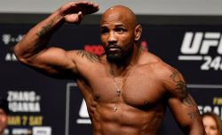 Один из лучших бойцов UFC неожиданно покинул компанию