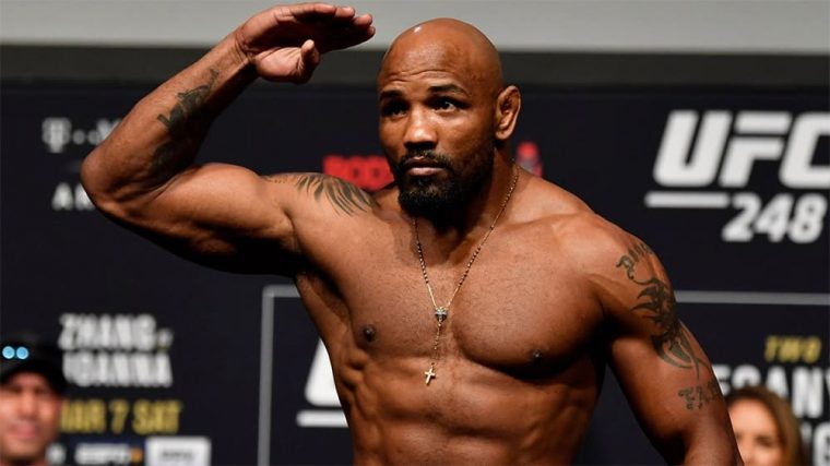 Один из лучших бойцов UFC неожиданно покинул компанию