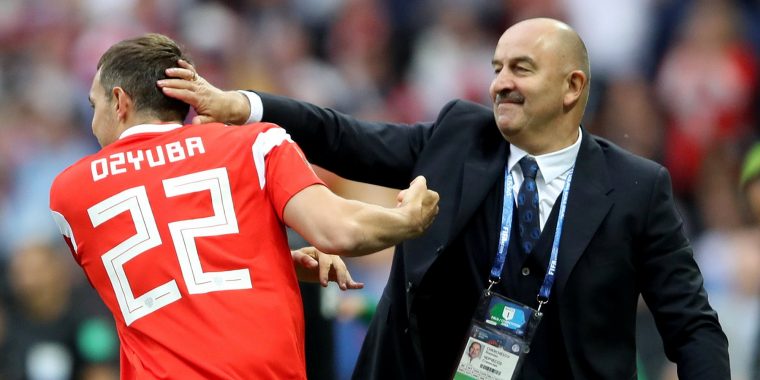 Известно, за кого голосовали Черчесов и Дзюба на FIFA The Best