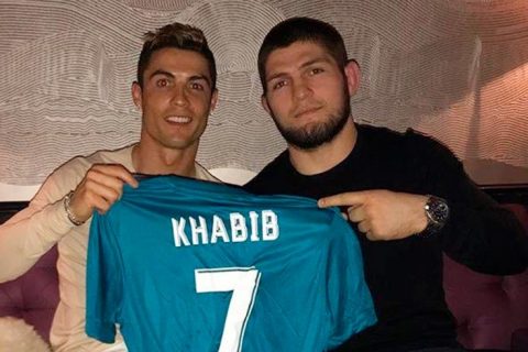 Хабиб пообщался с Роналду по видеосвязи