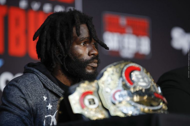 Бывший чемпион Bellator арестован за избиение девушки и удары ножом