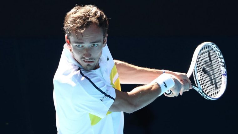 Определен второй российский полуфиналист на Australian Open-2021