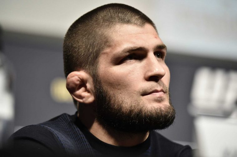 Лучший боец UFC высмеял отставку Хабиба