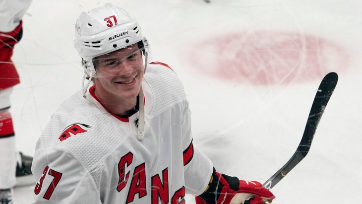 Каролина - Чикаго, Прогноз на НХЛ 05.05.2021