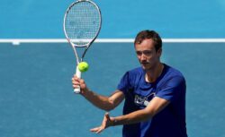 Медведев вновь фаворит Australian Open после...