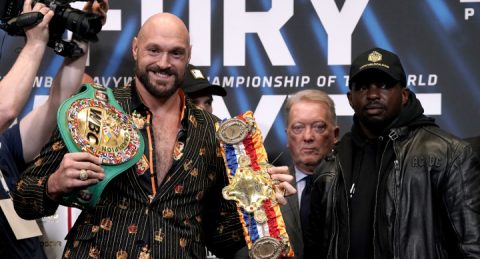 Букмекеры считают Фьюри безусловным фаворитом боя с...