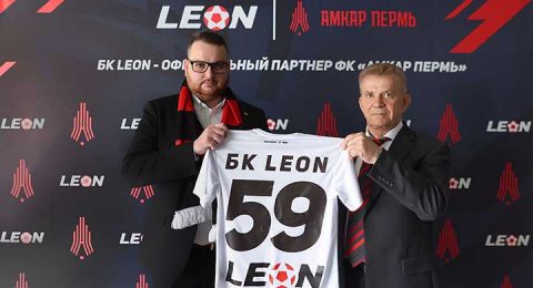 Букмекер Леон стал партнером «Амкара»