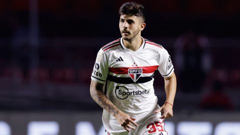 «Зенит» хочет приобрести бразильца Бералдо из...