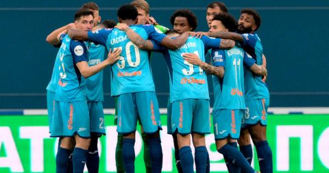 «Зенит» в шестой раз подряд выиграл чемпионат России...