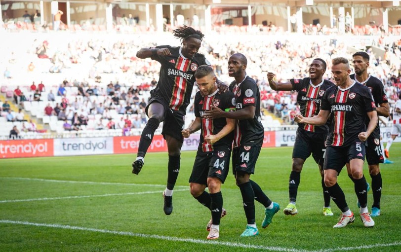 Прогноз и ставка на матч Газиантеп – Фенербахче