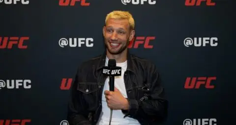 Ренье де Риддер потерпел первое поражение в UFC