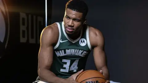 Яннис Адетокумбо закрыл тему слухов о «Никс» — всё...