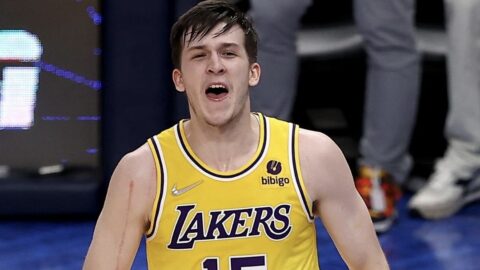 Стоит ли «Лейкерс» продать Остина Ривза, пока он на...