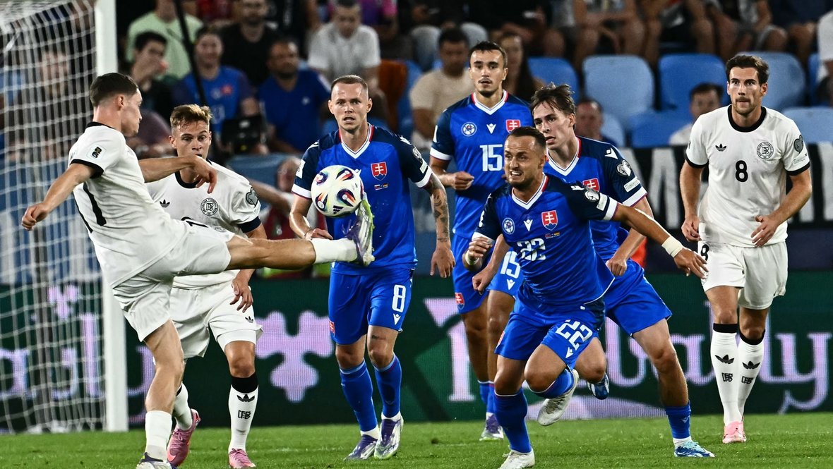 Победный матч сборной Словакии против команды Германии