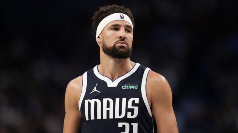 Клэй Томпсон отвечает на выпад Джа Моранта после победы «Мемфиса»