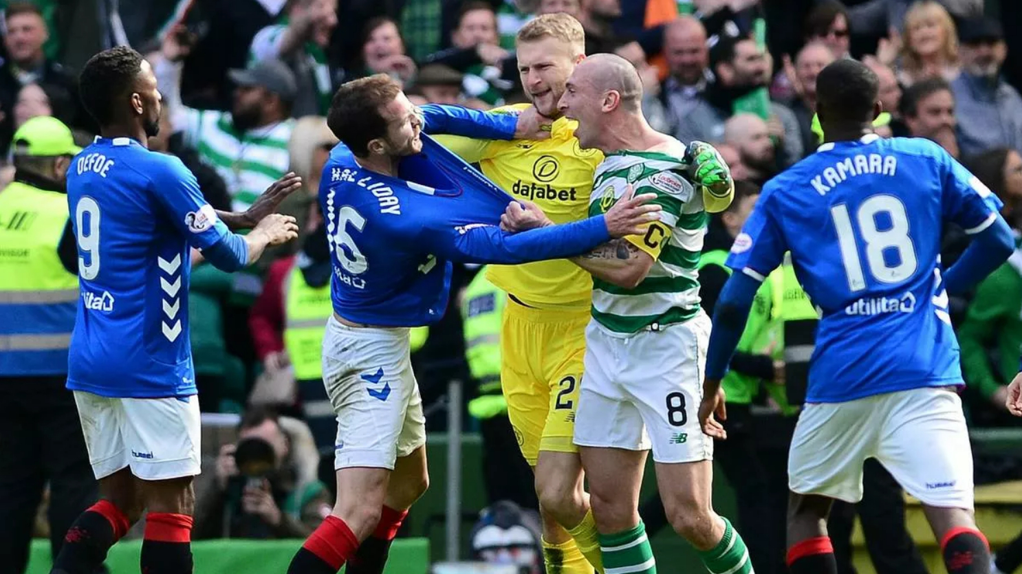 Потасовка между игроками Рейнджерса и Селтика