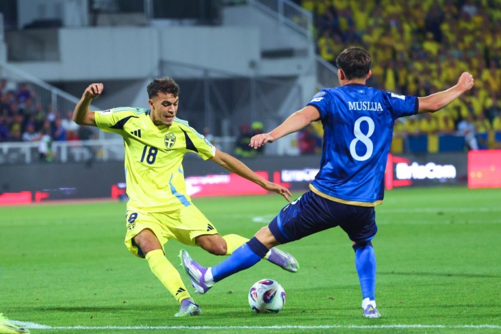 Противостояние между сборными Косово и Швеции