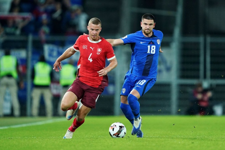 Противостояние сборных Словении и Швейцарии