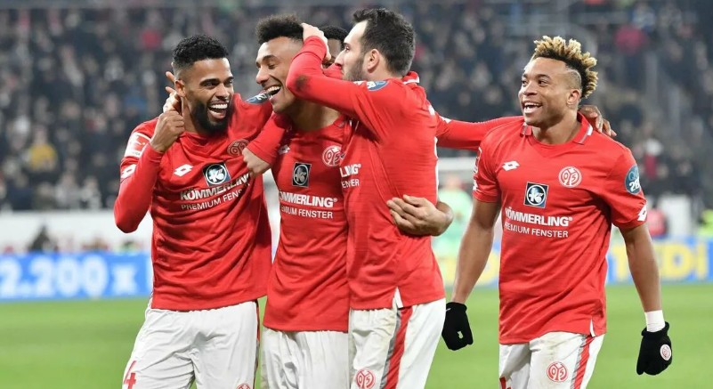 Прогноз на матч Майнц – Боруссия М 