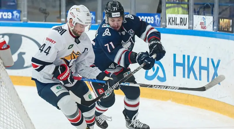 Прогноз на матч Нефтехимик – Металлург                   