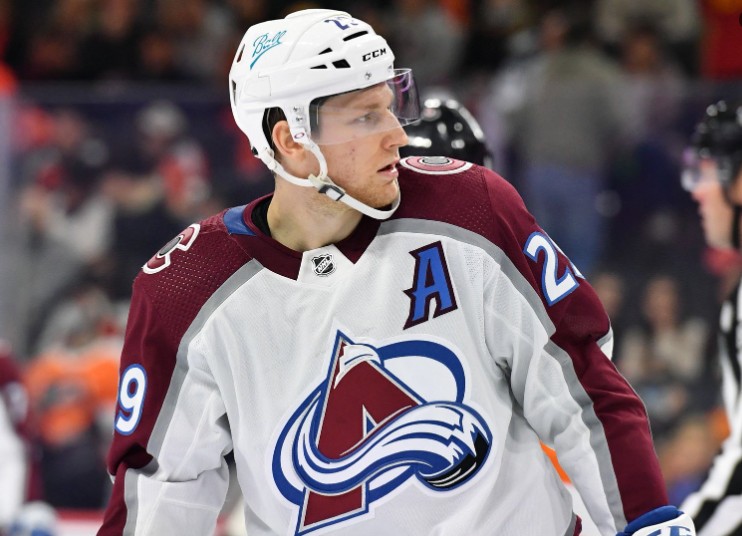 Прогноз на матч Нэшвилл – Колорадо