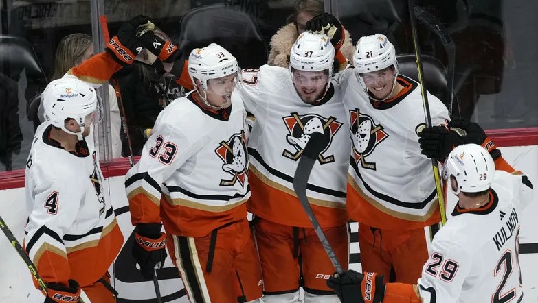 Прогноз на матч Нью-Йорк Рейнджерс – Анахайм