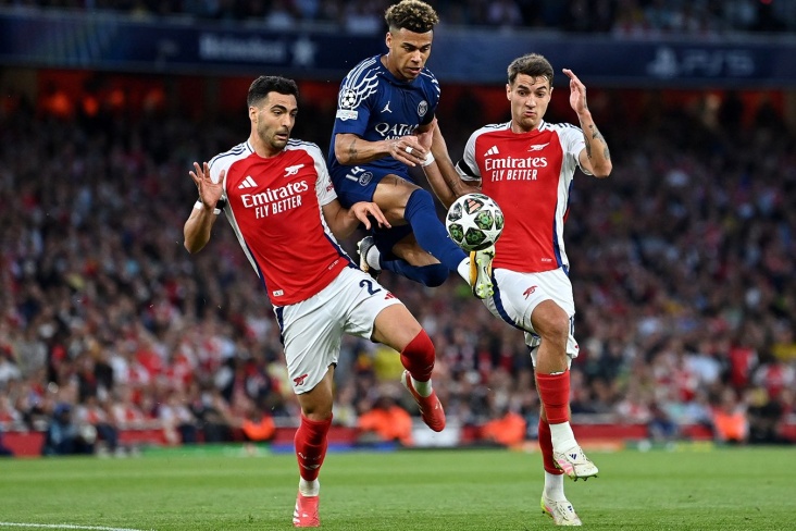 Матч между Арсеналом и ПСЖ