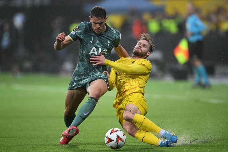 Противостояние Буде и Тоттенхэма