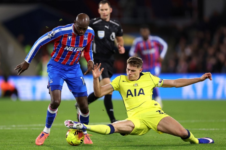 Матч между Кристал Пэласом и Тоттенхэмом