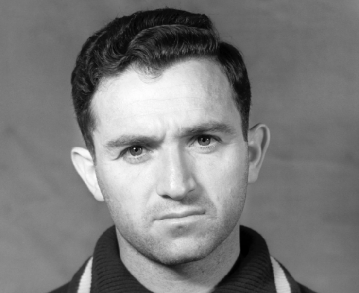 Никита Симонян в свитере сборной СССР