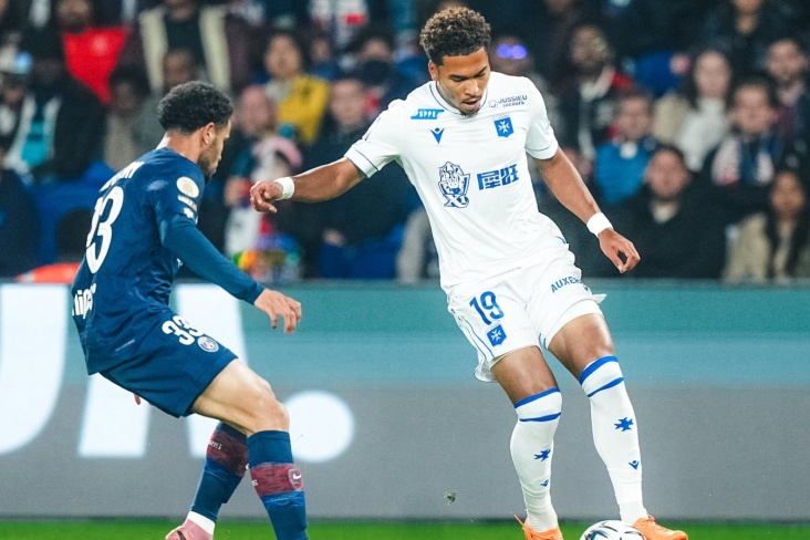 Матч между Осером и ПСЖ