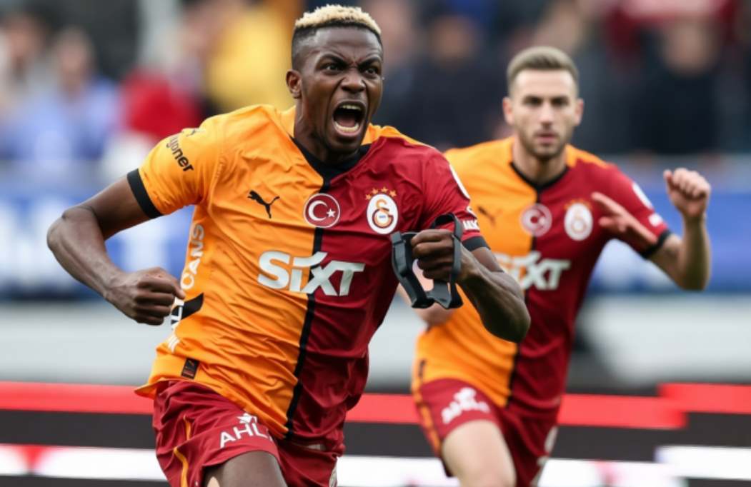 Игроки Галатасарая празднуют гол