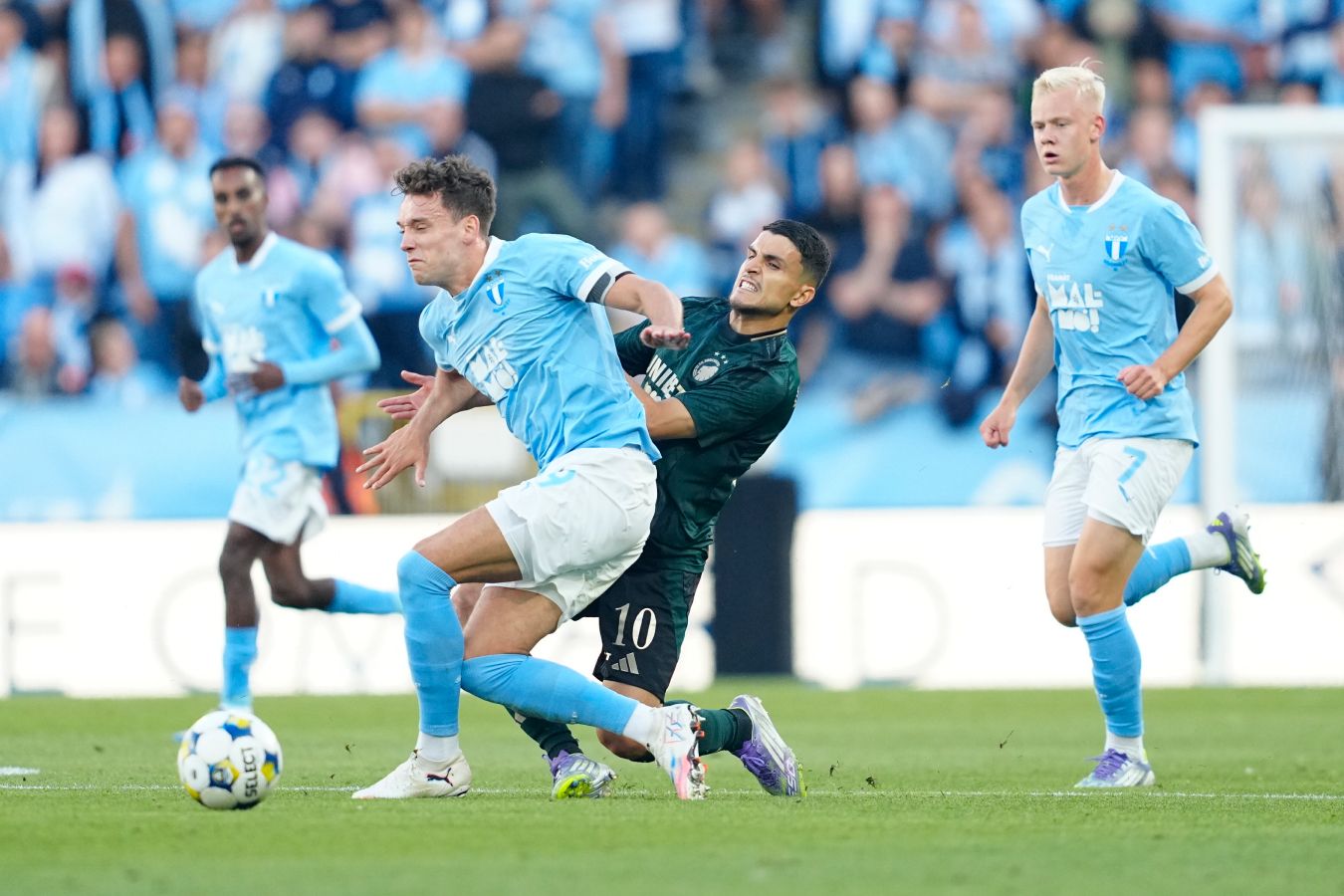 Матч между Мальме и Копенгагеном 