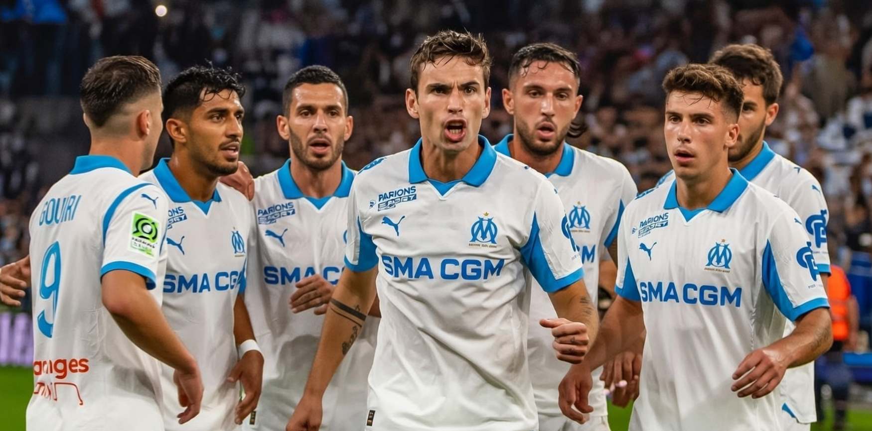 Игроки Марселя празднуют гол