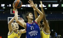 Во сколько матч Анадолу Эфес — Жальгирис и где его...