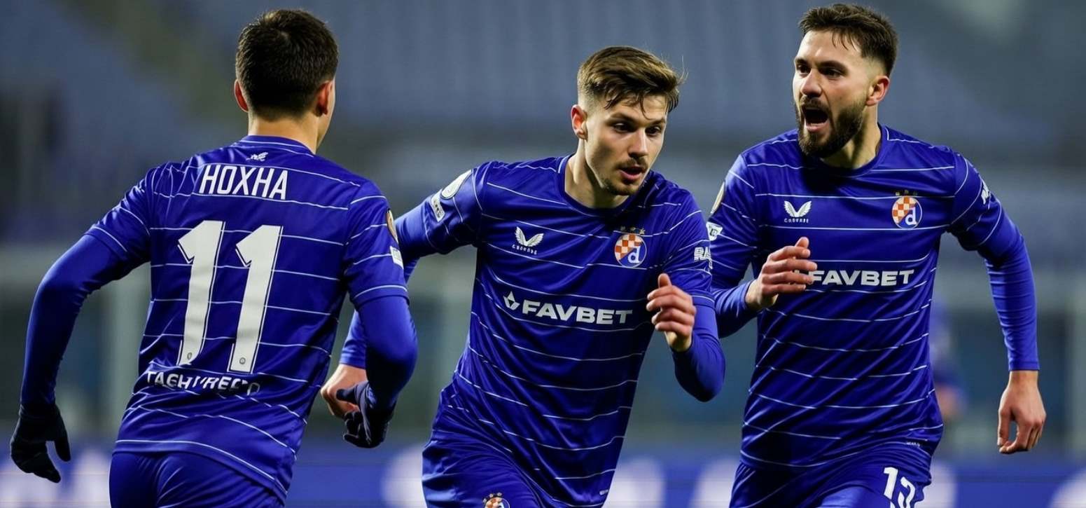 Игроки загребского Динамо празднуют гол