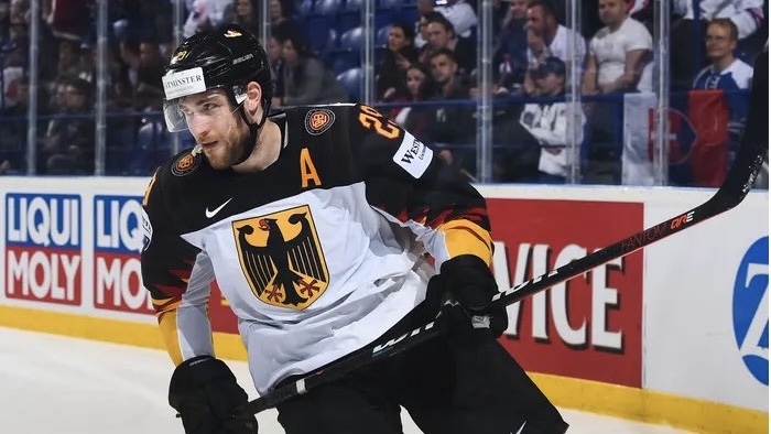 Где смотреть матч Олимпиады по хоккею Германия — Дания 12 февраля и во сколько начало трансляции