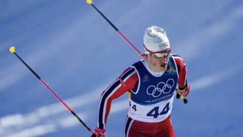 Клэбо выиграл третье золото на Олимпиаде-2026 и...