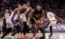 «Никс» остановили 11-матчевую серию «Спёрс»