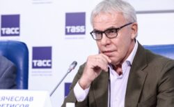 Фетисов не верит в скорое возвращение России,...