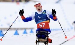 Иван Голубков выиграл золото Паралимпиады-2026 в гонке...