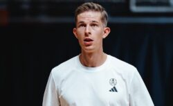 «Париж» назначил самого молодого тренера в истории...