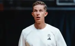 «Париж» назначил самого молодого тренера в истории...